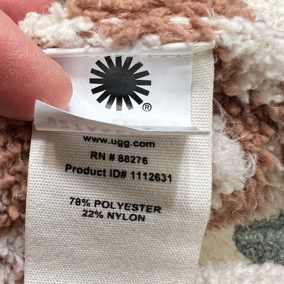 13. UGG Ugg Cecilia V-neck Sweater Snow Leopard - Picture 9 of 16